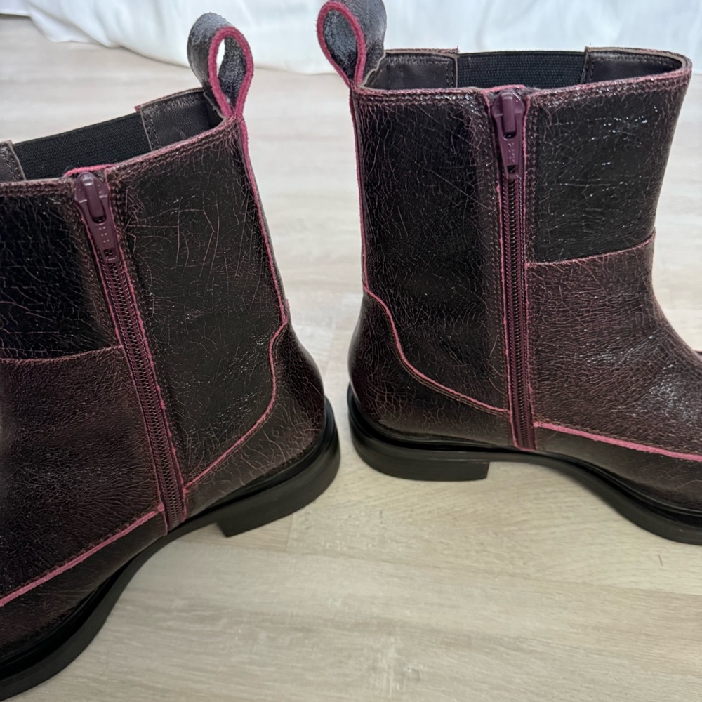 Free People distressed Black purple leather Boots - Picture 10 of 12